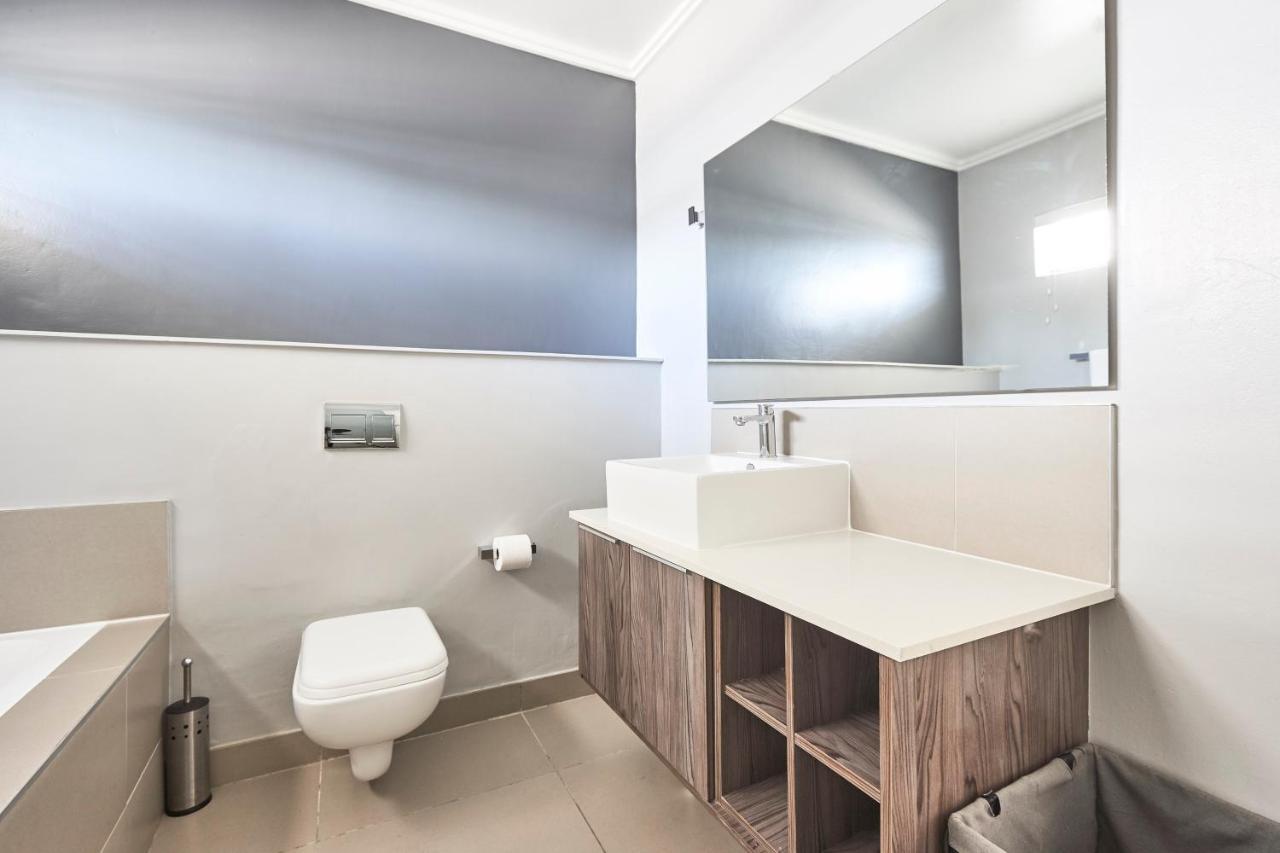 The Residency Hurlingham Johannesburg Ngoại thất bức ảnh