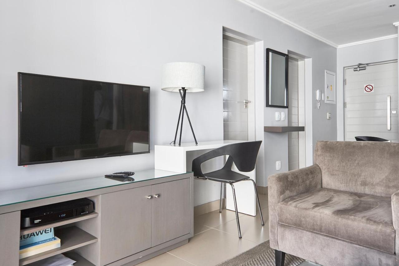 The Residency Hurlingham Johannesburg Ngoại thất bức ảnh